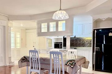 2 Bedroom Condo for rent in Las Colinas, Khlong Toei Nuea, Bangkok near BTS Asoke