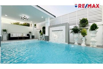 3 Bedroom House for sale in Huai Yai, Chonburi