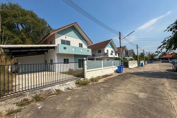3 Bedroom House for sale in Surasak, Chonburi