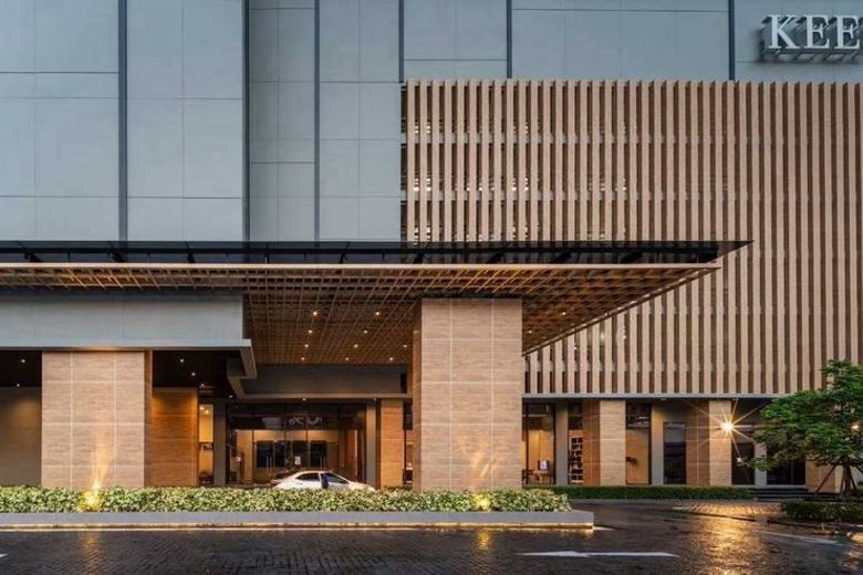 1 Bedroom Condo For Rent