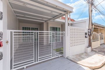 2 Bedroom Townhouse for sale in Park Rung Ruang, Nong Prue, Chonburi