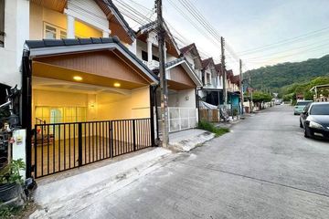 2 Bedroom Townhouse for sale in Surasak, Chonburi