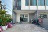 3 Bedroom Townhouse for sale in Bang Krang, Nonthaburi