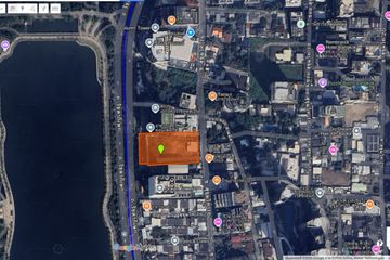 Land for sale in Khlong Toei, Bangkok near BTS Asoke