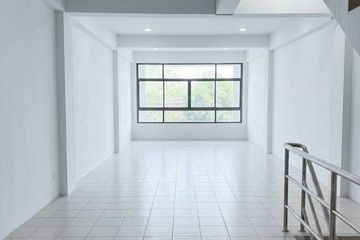 Commercial for Sale or Rent in Lat Sawai, Pathum Thani near BTS Khlong Ha