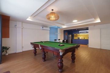 5 Bedroom Townhouse for rent in Khlong Tan Nuea, Bangkok