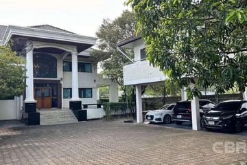 6 Bedroom House for sale in Baan Mueang Ek 4, Lak Hok, Pathum Thani