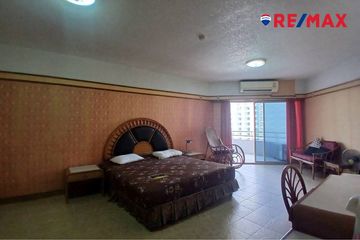 2 Bedroom Condo for sale in Markland, Na Kluea, Chonburi
