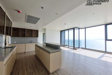 3 Bedroom Condo for sale in Arom Wongamat, Na Kluea, Chonburi