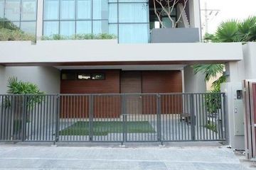3 Bedroom House for rent in Khlong Tan Nuea, Bangkok near Airport Rail Link Ramkhamhaeng