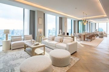 3 Bedroom Condo for rent in Rong Mueang, Bangkok near MRT Hua Lamphong