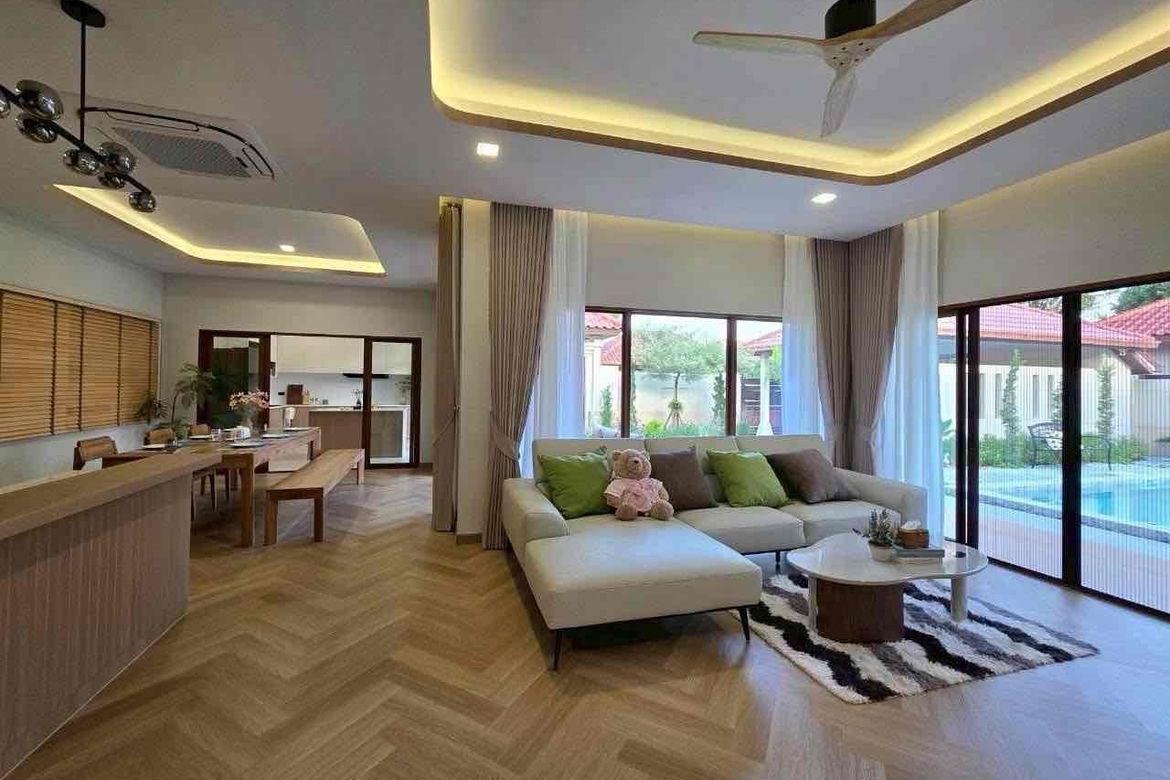 Bali Style Pool Villa For Rent