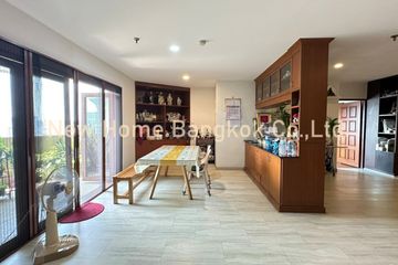 3 Bedroom Condo for sale in Fifty Fifth Tower, Khlong Tan Nuea, Bangkok near BTS Thong Lo