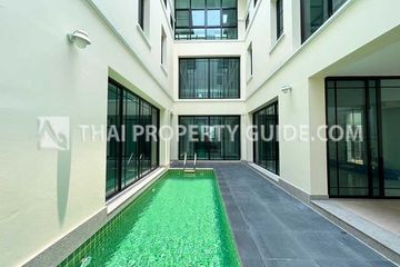 5 Bedroom House for rent in Phra Khanong Nuea, Bangkok near BTS On Nut