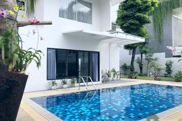 3 Bedroom Villa for rent in Phra Khanong Nuea, Bangkok near BTS Ekkamai