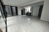 Office for rent in 201 Avenue, Wang Thonglang, Bangkok