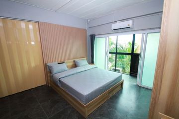 1 Bedroom Condo for sale in Don Hua Lo, Chonburi