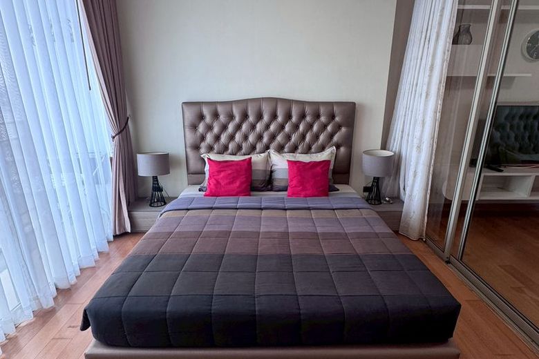 1 Bedroom Condo For Rent