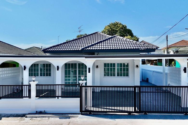 4 Bedroom House For Rent