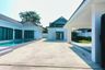4 Bedroom Villa for sale in Na Kluea, Chonburi