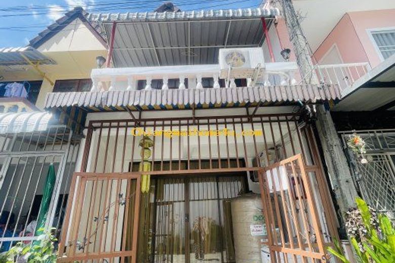 2 Bedroom Townhouse For Rent