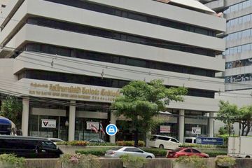 Land for sale in Via 61, Khlong Tan Nuea, Bangkok near BTS Ekkamai