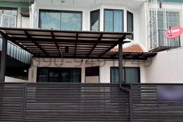 3 Bedroom Townhouse for rent in Din Daeng, Bangkok near MRT Phra Ram 9