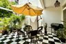 3 Bedroom House for rent in Khlong Tan Nuea, Bangkok