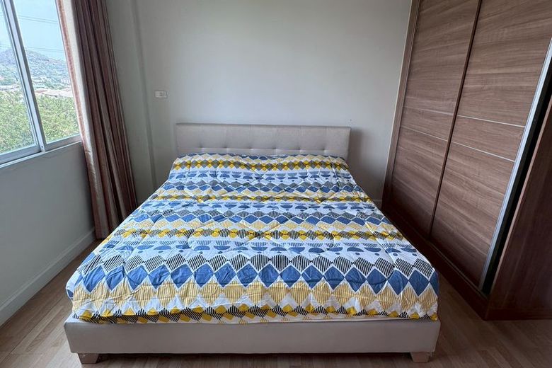 1 Bedroom Condo For Rent