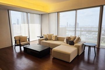 2 Bedroom Condo for rent in Hansar Rajdamri, Lumpini, Bangkok near BTS Chit Lom