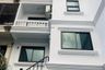 5 Bedroom Commercial for rent in Phra Khanong Nuea, Bangkok