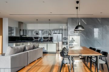 4 Bedroom Serviced Apartment for rent in Vana Residences Sukhumvit 26, Khlong Tan, Bangkok near BTS Thong Lo