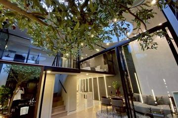 3 Bedroom Condo for sale in Khlong Tan Nuea, Bangkok