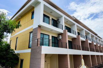 4 Bedroom Townhouse for sale in Nong Prue, Chonburi