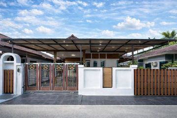 3 Bedroom House for sale in Surasak, Chonburi