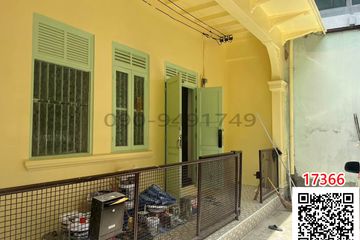 3 Bedroom House for rent in Suriyawong, Bangkok near BTS Chong Nonsi