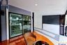 3 Bedroom Townhouse for sale in Tha Raeng, Bangkok
