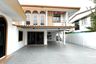 3 Bedroom House for rent in Din Daeng, Bangkok near MRT Sutthisan