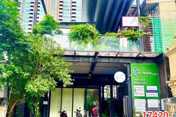 Office for rent in Silom, Bangkok near BTS Saint Louis