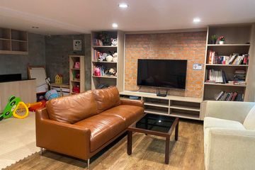 1 Bedroom Condo for sale in Raintree Villa, Khlong Tan Nuea, Bangkok near BTS Thong Lo