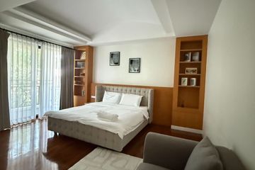 5 Bedroom House for rent in Phra Khanong Nuea, Bangkok near BTS Phra Khanong