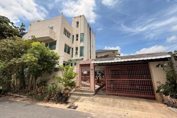 6 Bedroom Commercial for rent in Pa Daet, Chiang Mai