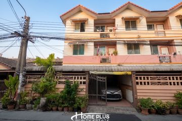 5 Bedroom Townhouse for sale in Khlong Chan, Bangkok near MRT Lat Phrao 101