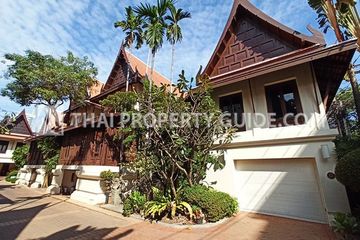 3 Bedroom House for rent in Khlong Toei Nuea, Bangkok near BTS Ploen Chit
