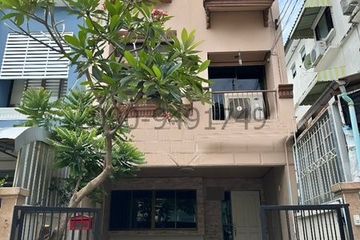 3 Bedroom Condo for rent in Wang Thonglang, Bangkok