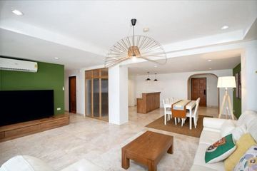 3 Bedroom Condo for rent in Ruamjai Heights, Khlong Toei Nuea, Bangkok near MRT Sukhumvit