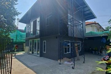 3 Bedroom House for rent in Phra Khanong, Bangkok near BTS Phra Khanong