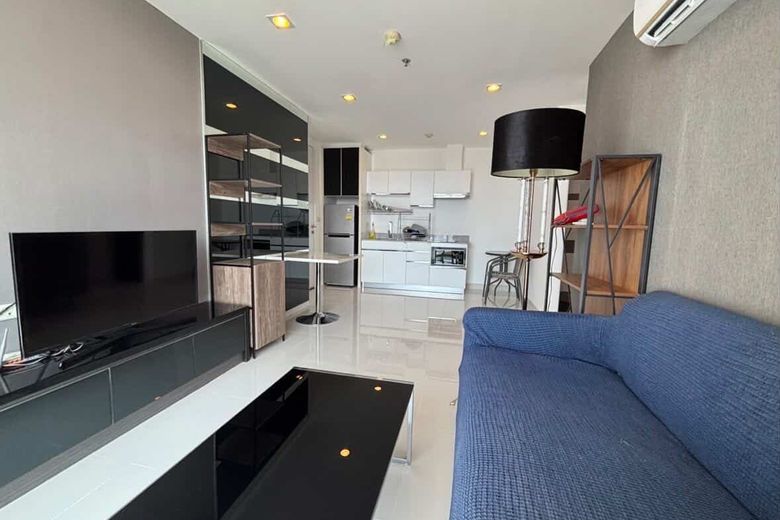 1 Bedroom Condo For Rent