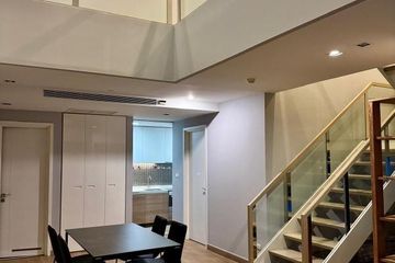 2 Bedroom Condo for rent in The Room Sukhumvit 21, Khlong Toei Nuea, Bangkok near MRT Sukhumvit