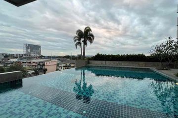 2 Bedroom Condo for sale in Na Kluea, Chonburi